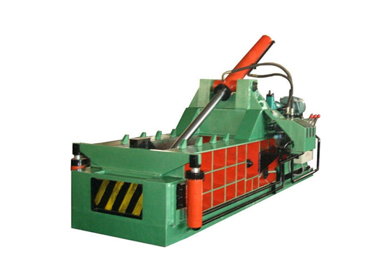 Pressa per balle d'imballaggio idraulica verde 15*2kw della ferraglia della macchina 2000Kn